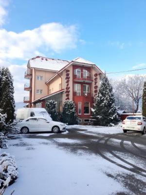 Pensiunea Octogon Piatra Neamţ Extérieur photo